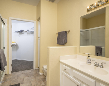 15050 N Thompson Peak Parkway - Photo Thumbnail 11