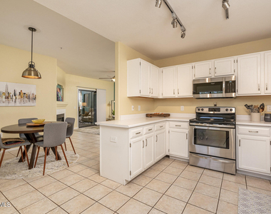 15050 N Thompson Peak Parkway - Photo Thumbnail 5