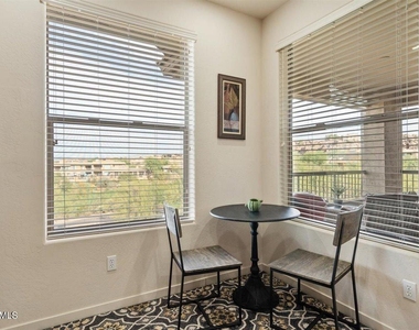 10260 E White Feather Lane - Photo Thumbnail 14