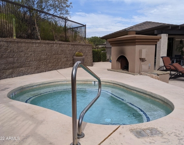 10260 E White Feather Lane - Photo Thumbnail 24