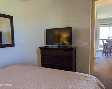 10260 E White Feather Lane - Photo Thumbnail 20
