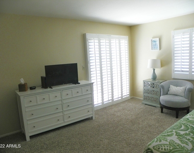 7356 N Via Camello Del Norte -- - Photo Thumbnail 7