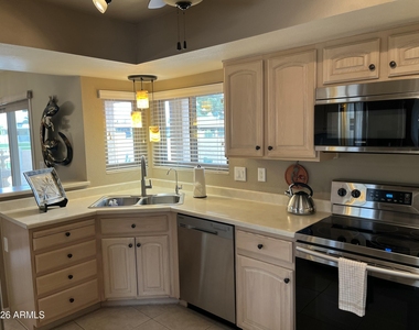 25231 S Papago Place - Photo Thumbnail 4