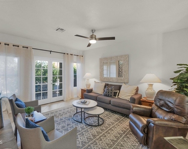 8787 E Mountain View Road - Photo Thumbnail 2