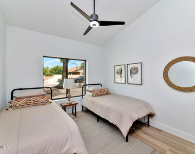10333 E Caron Street - Photo Thumbnail 21