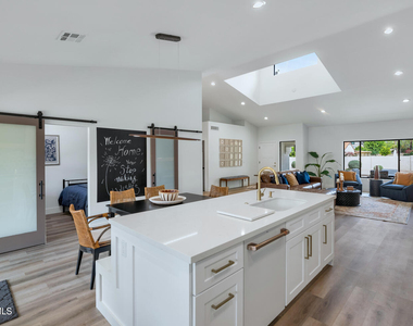10333 E Caron Street - Photo Thumbnail 11