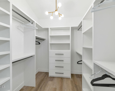 10333 E Caron Street - Photo Thumbnail 17