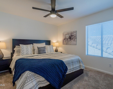8661 E Gail Road - Photo Thumbnail 37