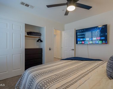 8661 E Gail Road - Photo Thumbnail 38