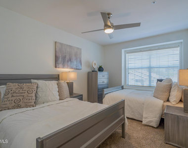 8661 E Gail Road - Photo Thumbnail 45