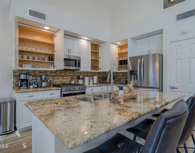 8661 E Gail Road - Photo Thumbnail 20
