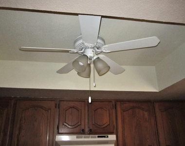 4303 E Cactus Road - Photo Thumbnail 18