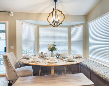 1218 E Seahorse Lane - Photo Thumbnail 6