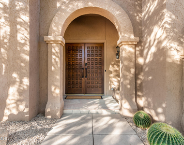 1404 E Boulder Pass - Photo Thumbnail 28