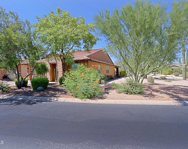 18004 E Silver Sage Lane - Photo Thumbnail 5