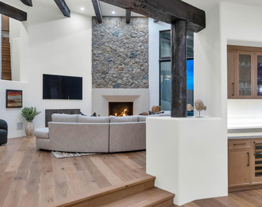 5810 E Cholla Lane - Photo Thumbnail 7