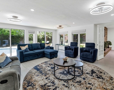 4406 N Dromedary Road - Photo Thumbnail 10