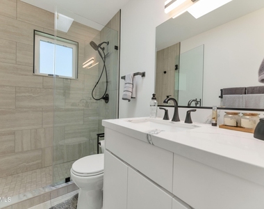 4406 N Dromedary Road - Photo Thumbnail 21