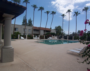 8651 E Royal Palm Road - Photo Thumbnail 10
