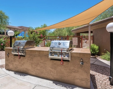 16801 N 94th Street - Photo Thumbnail 10