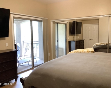 16801 N 94th Street - Photo Thumbnail 8