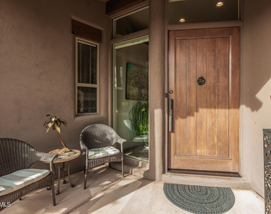 7872 E Thorntree Drive - Photo Thumbnail 3