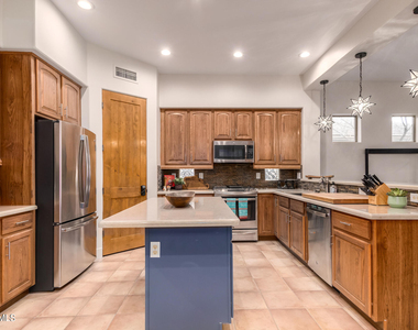 7468 E Soaring Eagle Way - Photo Thumbnail 13