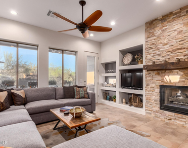 7468 E Soaring Eagle Way - Photo Thumbnail 9