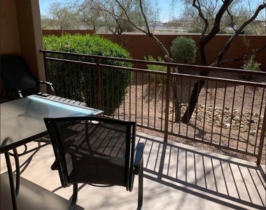 16801 N 94th Street - Photo Thumbnail 14