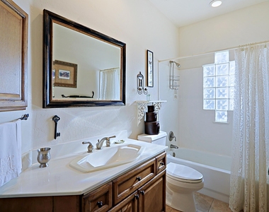 6894 E Thirsty Cactus Lane - Photo Thumbnail 28