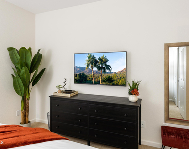16407 N 50th Street - Photo Thumbnail 32