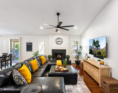 16407 N 50th Street - Photo Thumbnail 10