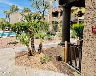 5995 N 78th Street - Photo Thumbnail 23