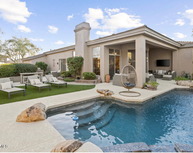 15255 N 105th Way - Photo Thumbnail 6