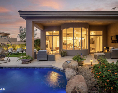 15255 N 105th Way - Photo Thumbnail 5