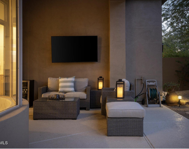 15255 N 105th Way - Photo Thumbnail 7