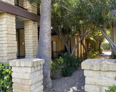 6925 E 4th Street - Photo Thumbnail 2