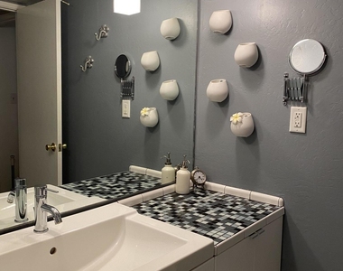 6925 E 4th Street - Photo Thumbnail 35