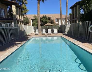 6925 E 4th Street - Photo Thumbnail 37