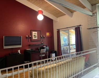 6925 E 4th Street - Photo Thumbnail 22