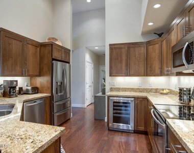 7272 E Gainey Ranch Road - Photo Thumbnail 2