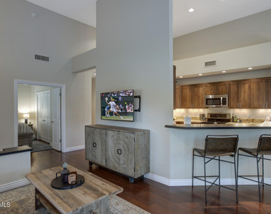 7272 E Gainey Ranch Road - Photo Thumbnail 5