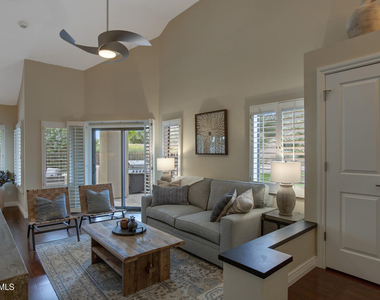 7272 E Gainey Ranch Road - Photo Thumbnail 6