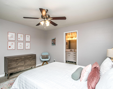 1211 N Miller Road - Photo Thumbnail 12