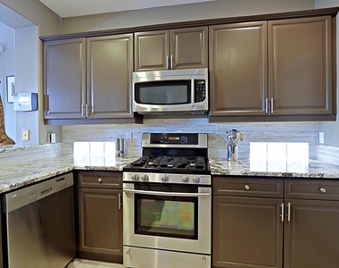 32764 N 69th Street - Photo Thumbnail 14