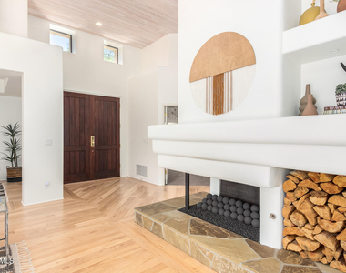 7500 E Boulders Parkway - Photo Thumbnail 4