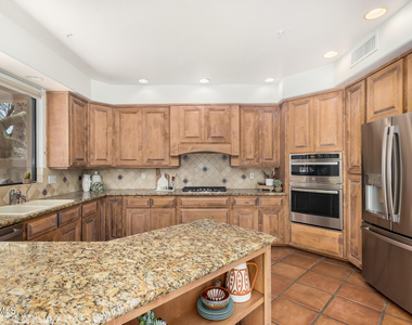 7500 E Boulders Parkway - Photo Thumbnail 7