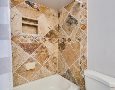 924 N 86th Way - Photo Thumbnail 23