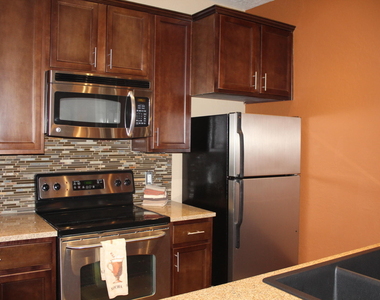 14145 N 92nd Street - Photo Thumbnail 9
