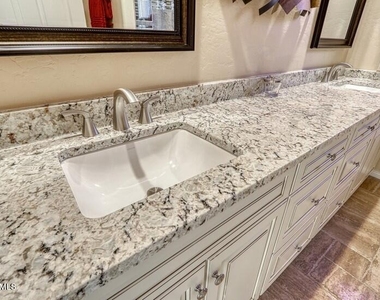 33571 N 70th Way - Photo Thumbnail 27